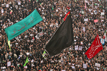 خیابان‌ها در ایران معادله دشمن را به هم می‌زند