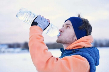 چرا سرما بدن را خشک می‌کند؟