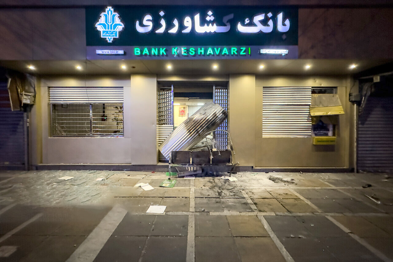 حساب معترضان از اغتشاشگران جداست