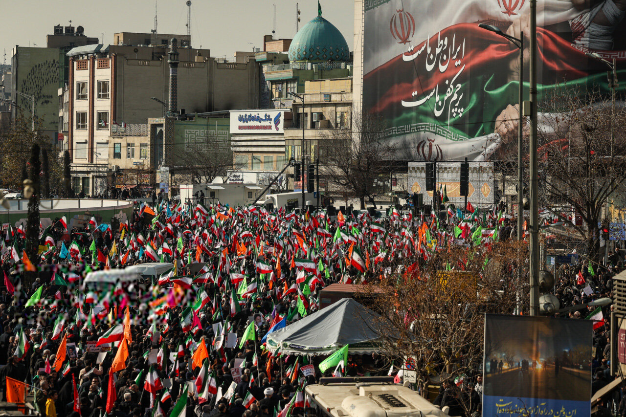 غیــــرت مــــردم