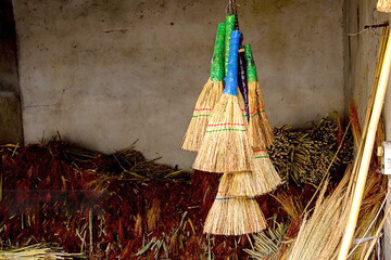 تولید جاروی سنتی در مازندران