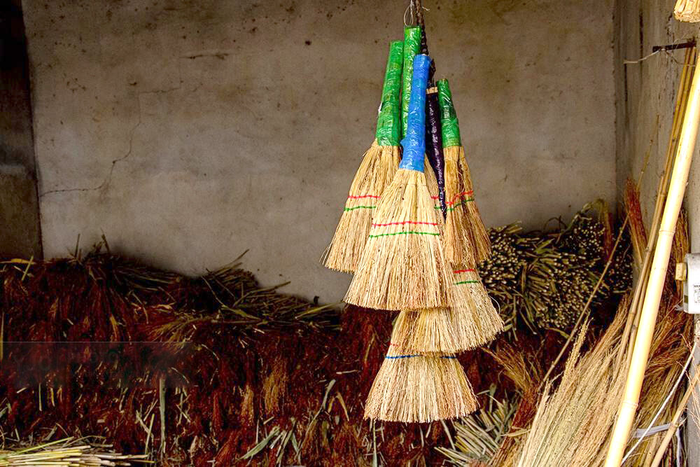 تولید جاروی سنتی در مازندران