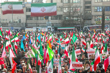 نقاشی ضد انقلاب روی حباب فتنه