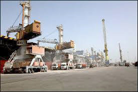 ترخیص ۵۸ هزار تن شکر و روغن خام از بندر امام