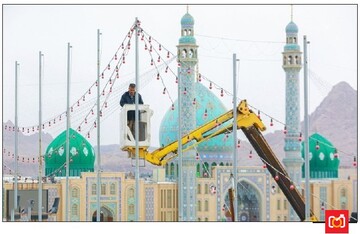 چراغانی مسجد مقدس جمکران در آستانه ماه شعبان