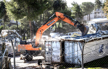 تخریب تاسیسات آنروا در قدس اشغالی