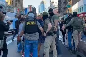 سرکوب مردم آمریکا توسط ماموران ترامپ