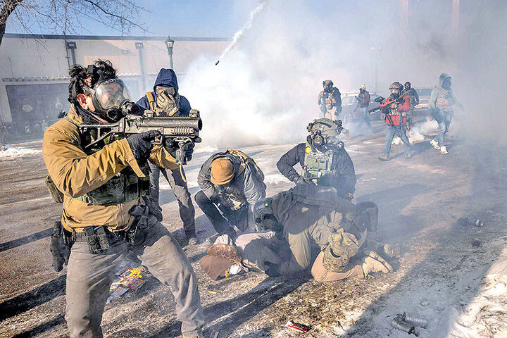 آمریکا در آستانه جنگ داخلی