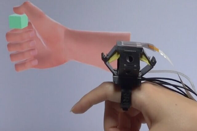 با این حلقه، دنیای مجازی را لمس کنید