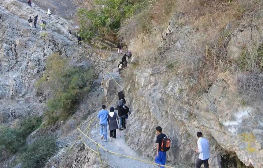 تدوین دستورالعمل امداد و نجات کوهستان در ارتفاعات شمالی کلانشهر تهران