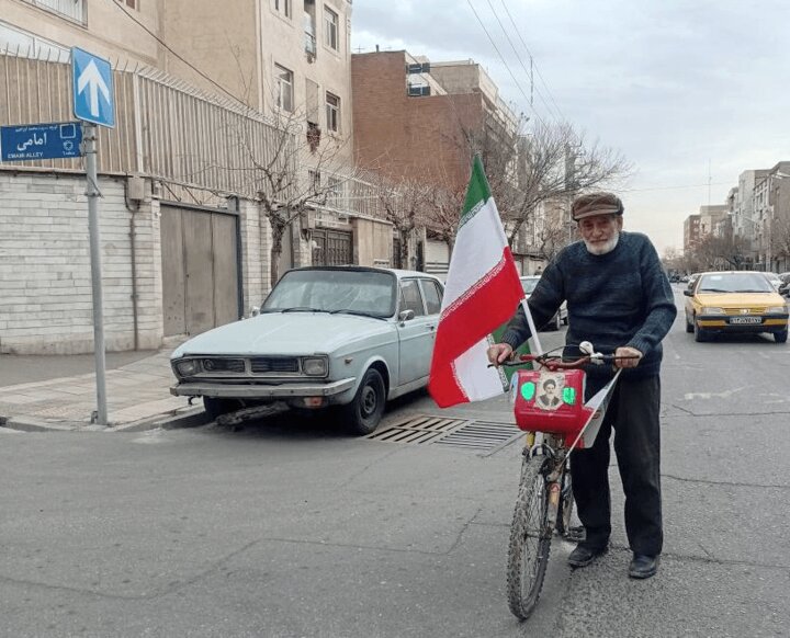 همان مردم؛ همان استقلال