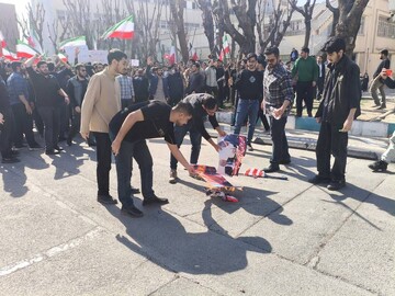 دانشگاه بیدار و مطالبه‌گر