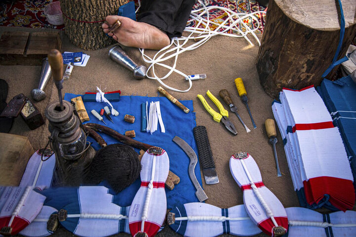 کلاش‌بافی؛ روایت نخ و نقش در دل کردستان