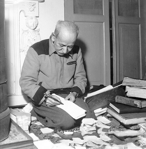 مردی که زبان یک ملت را نجات داد