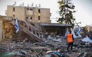 نــزدیـک‌تـر بیــایید! روی زمین منتظرتان هستیم