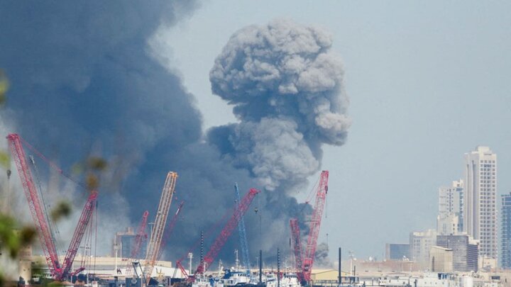 دشـمن زیـر ضــرب مــوشـک‌های ایــران