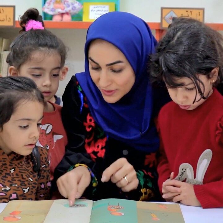 قصه‌گویی برای بچه‌ها در دل خیابان‌های تهران