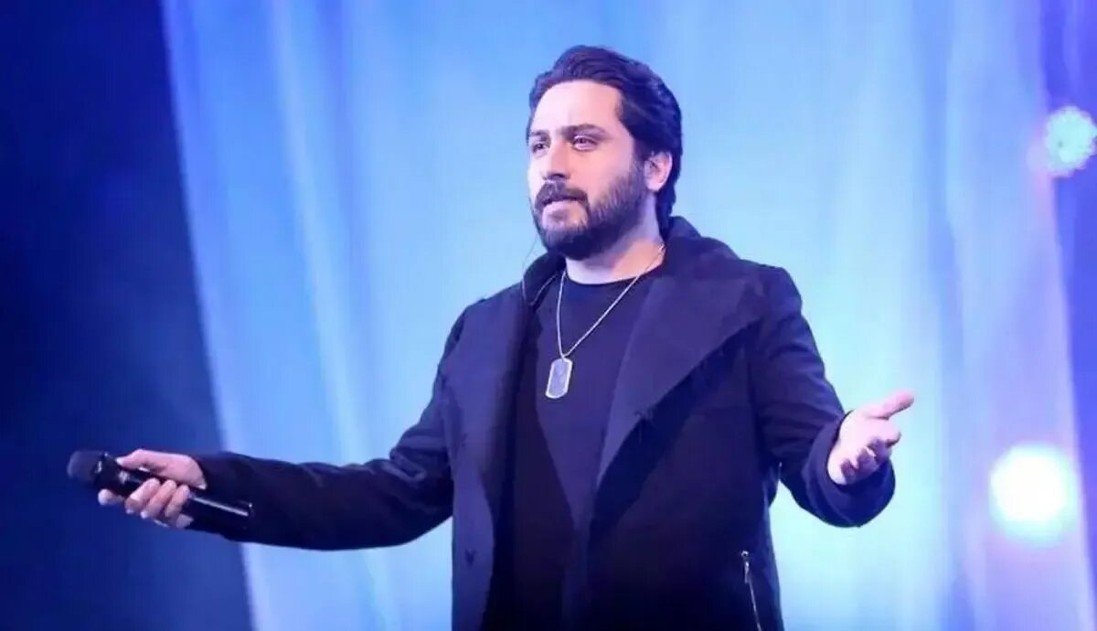 روزبه بمانی برای کودکان میناب خواند