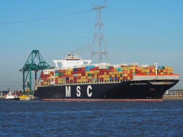 باید به دشمن تاخت