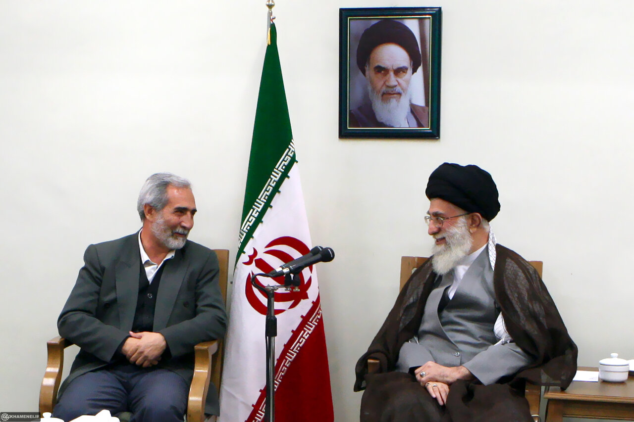 مردی که داستان را نفس می‌کشید