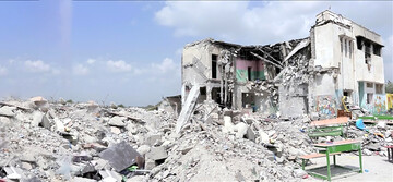 خون روی مشق شب