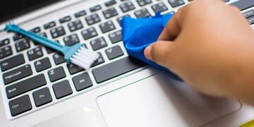 چطور بدون آسیب زدن، لپ‌تاپ را تمیز کنیم؟