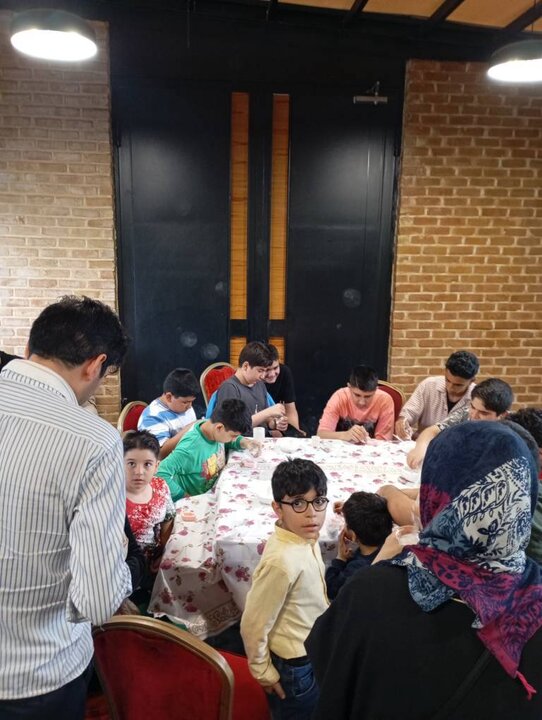 قرار بچه محل‌ها در هتل پنج ستاره