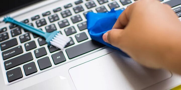 چطور بدون آسیب زدن، لپ‌تاپ را تمیز کنیم؟