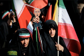 نقش زنان ایران در «جنگ تحمیلی سوم»