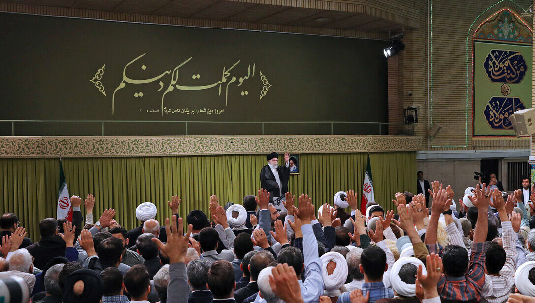 از غدیر خم تا غدیر انقلاب
