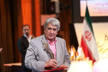 برای سلامتی بهروز رضوی دعا کنید