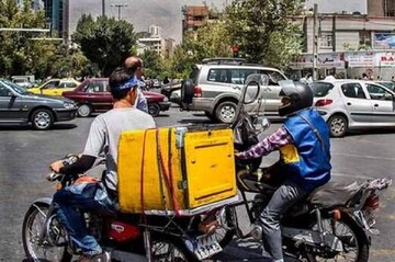 رانندگان «پیک موتوری» باید بیمه اجباری شوند؟