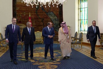 ایران در کانون مذاکرات چهارجانبه قاهره