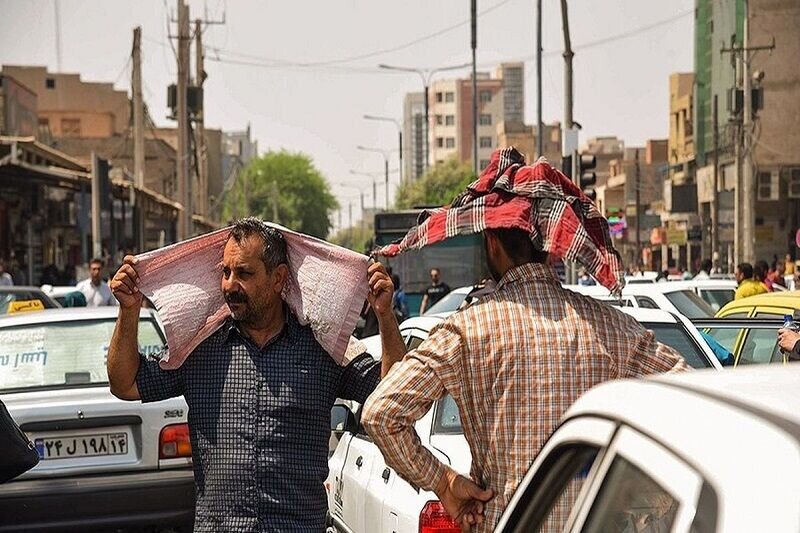 آفتاب نفس‌ها را می‌برد