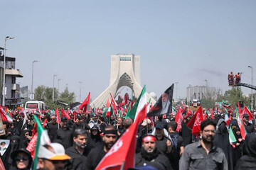 برخاستن از دل خون