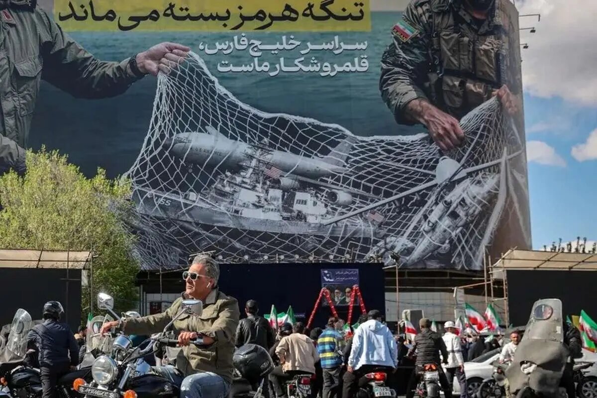 چشم افکار عمومی به دهان چهره‌هاست