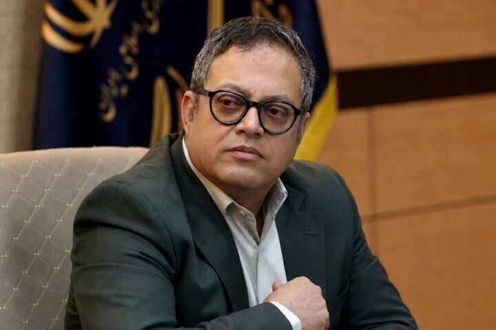 مدیری از پس مدیر دیگر