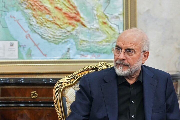 شرط ایران قوی، وحدت حول محور ولایت است