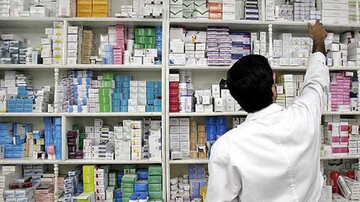 انتقاد انجمن داروسازان از تامین اجتماعی مصوبه را اعمال کنید