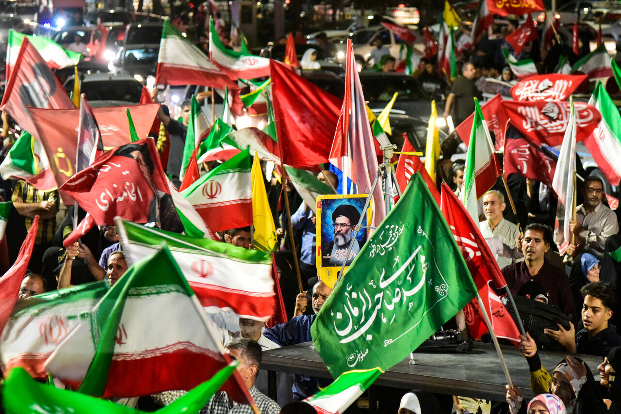 جمع است به خون‌خواهی تو، امت احمد