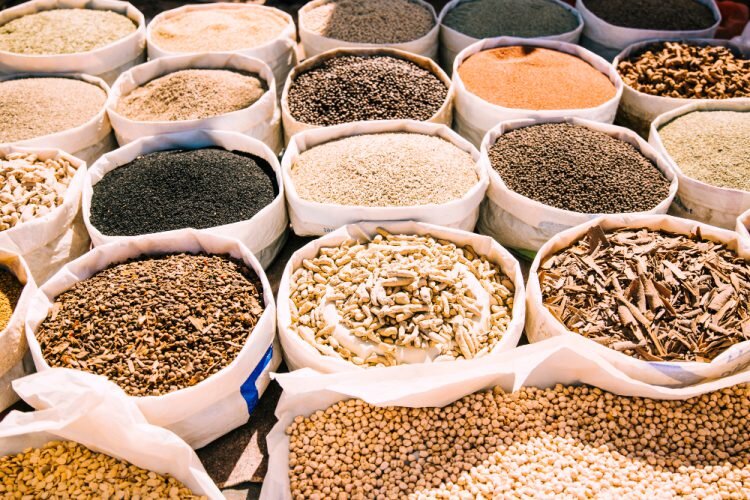 همراهی علم با ۹ درمان طبیعی و خانگی