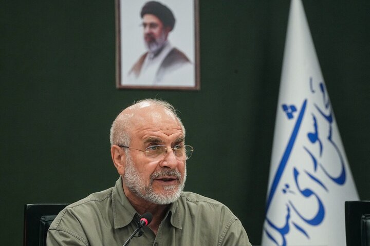 میدان در دست ماست