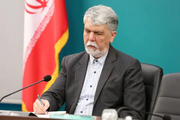 شهریار نه تنها غزل‌سرای عاطفه که نماد پیوند جان و ایمان بود