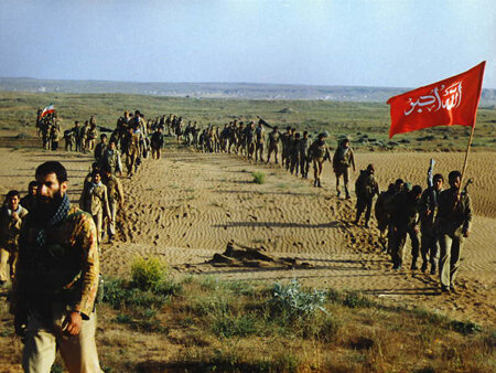 خون دادیم خاک، هرگز!