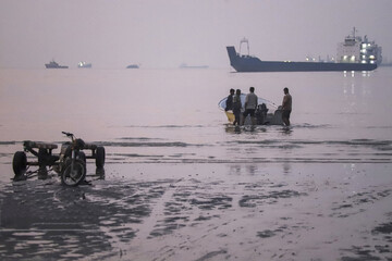 طلوع در ساحل «سورو»