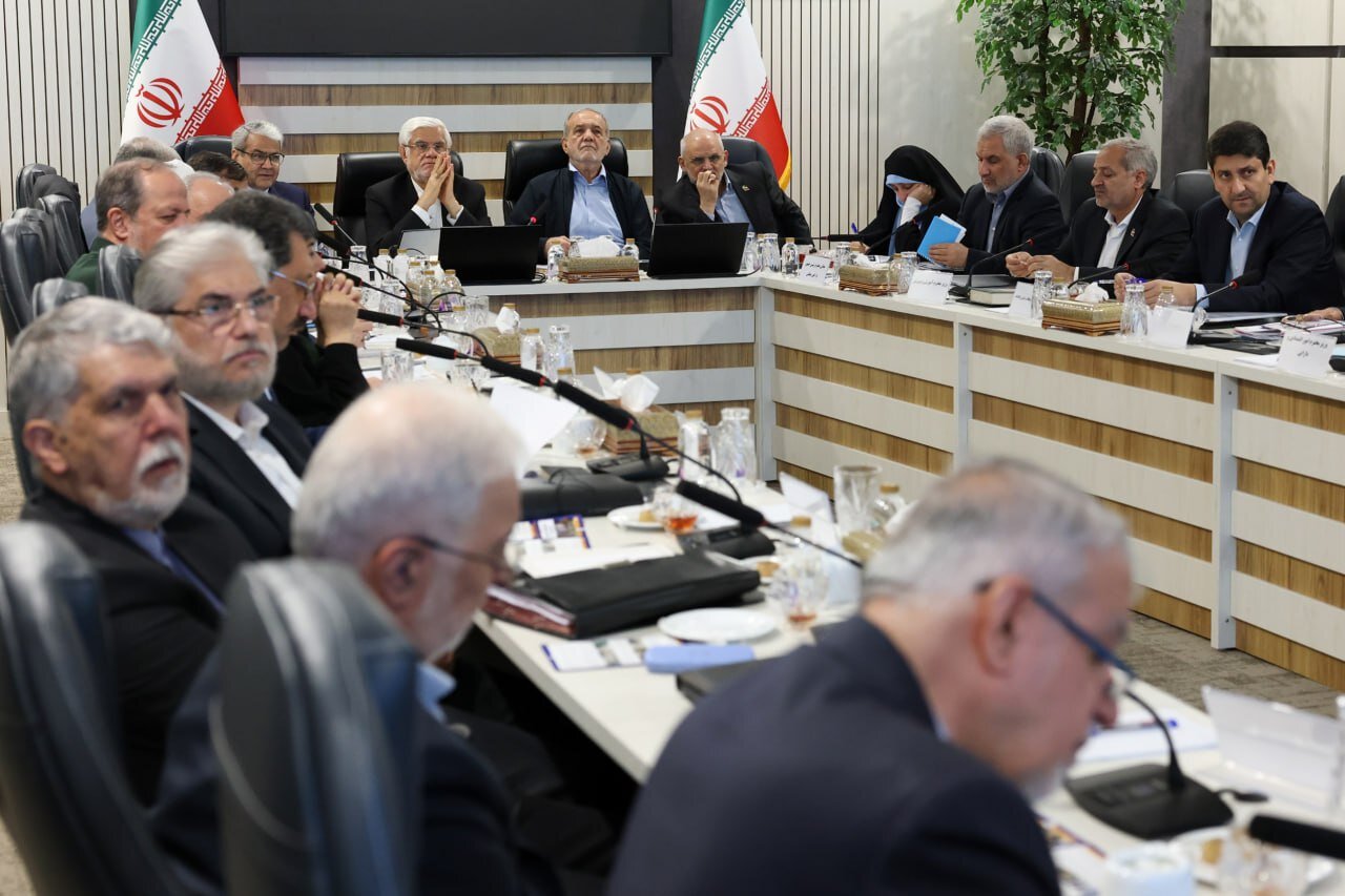 از آمادگی برای برگزاری انتخابات تمام الکترونیک شوراها تا حمایت از وزیر کار