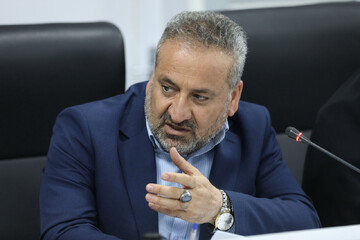 بانک‌ها املاک سرشار دارند اما از کفایت سرمایه پایین رنج می‌برند