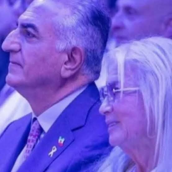رضا پهلوی در ضیافت قاتلان ملت