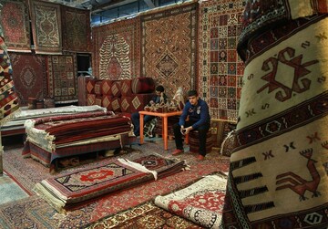 این بافندگان گره از شهر می‌گشایند