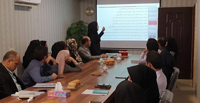 پایان‌نامه‌هایی در خط مقدم
